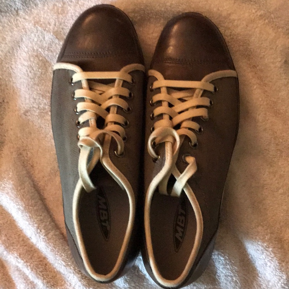MBT Rocker shoes size Eur 39 US 8-8 1/2